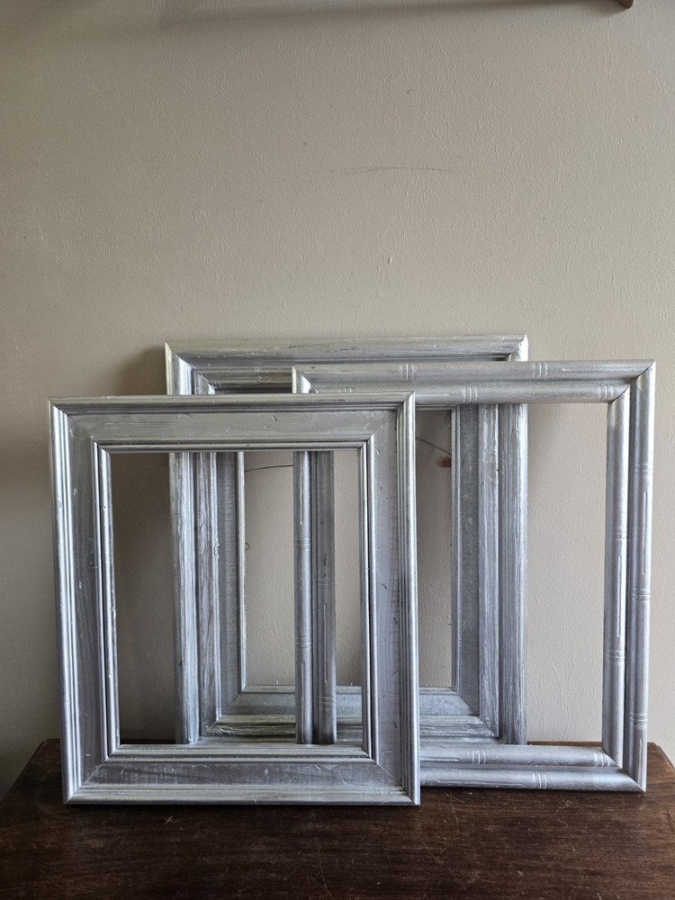 Set Of 3 VTG Ornate Silver Wood Wall Hanging Picture Frames Art Gallery Decor