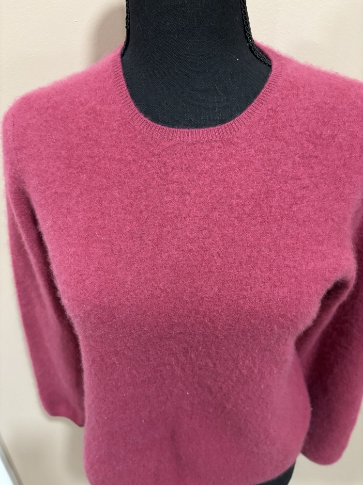 CASHMERE!  This Gorgeous Charter Club Cashmere Sweater In Plum Size L