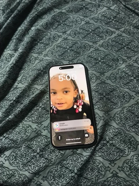 Apple iPhone 15 - 256 GB - Green (Verizon)