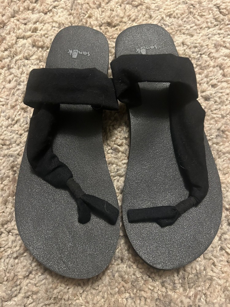 Sanuk Women’s Size 8 Black Casual Comfort Sandals