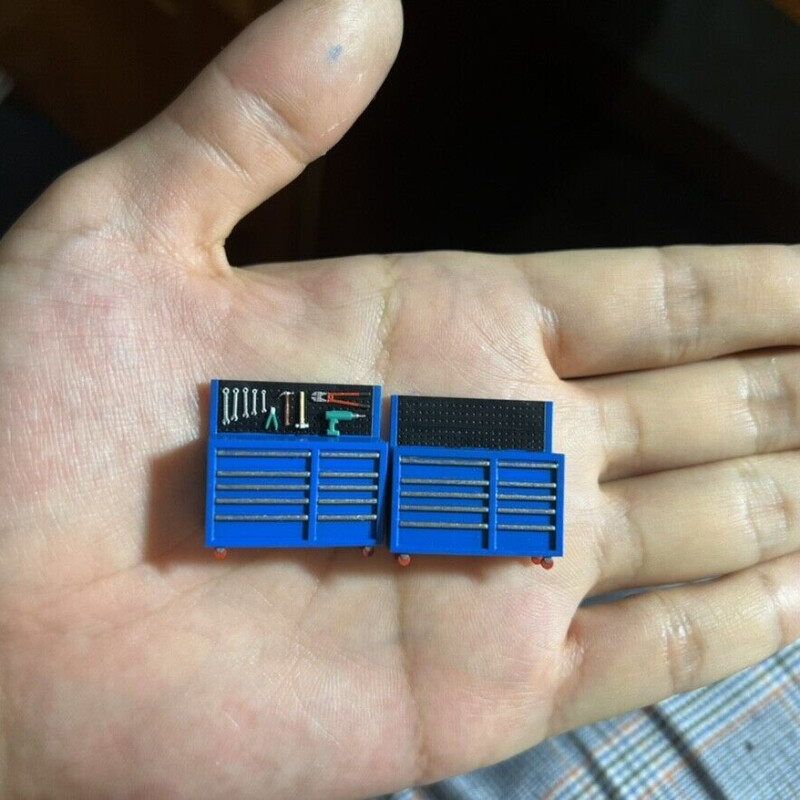 1:64 Diorama Repair Workshop Tool Truck Model Garage Scene Display Props Model