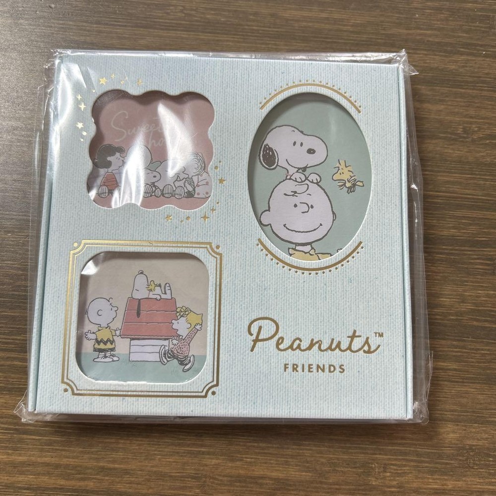 Snoopy Themed Memo Pad Set with 3 Adorable Designs and 180 Sheets