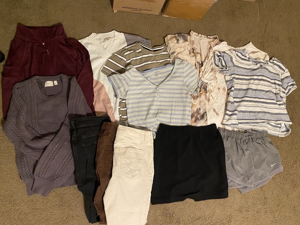 Lot of 13: Women’s Clothing Tops and Bottoms, Size Small/Medium, Used