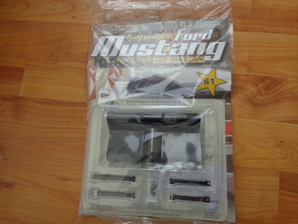 1/8 DEAGOSTINI BUILD YOUR OWN FORD MUSTANG 1967 SHELBY GT-500 ISSUE 61 INC PART