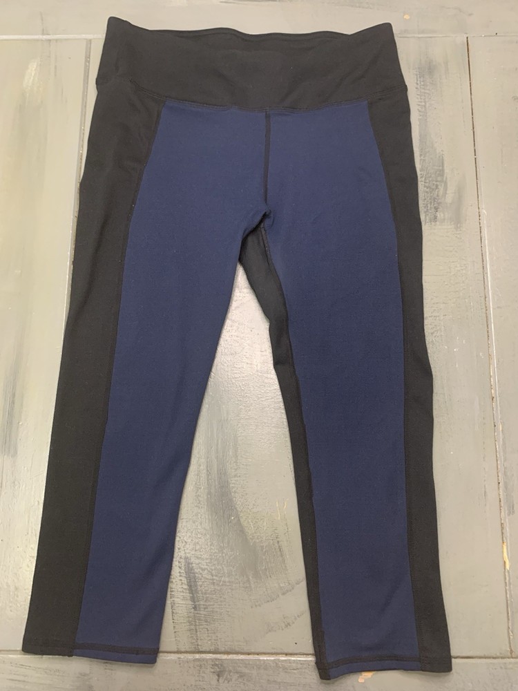 Fabletics Womens Capri Yoga Leggings Small No Tag Blue Black Colorblock Crop
