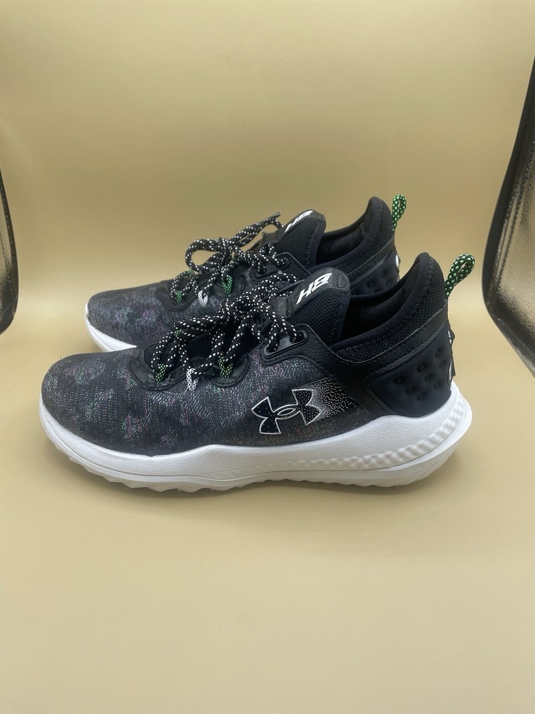 Sz 10 Under Armour Harper 8 Turf Men’s Athletic Sneaker Baseball Shoes Black NEW