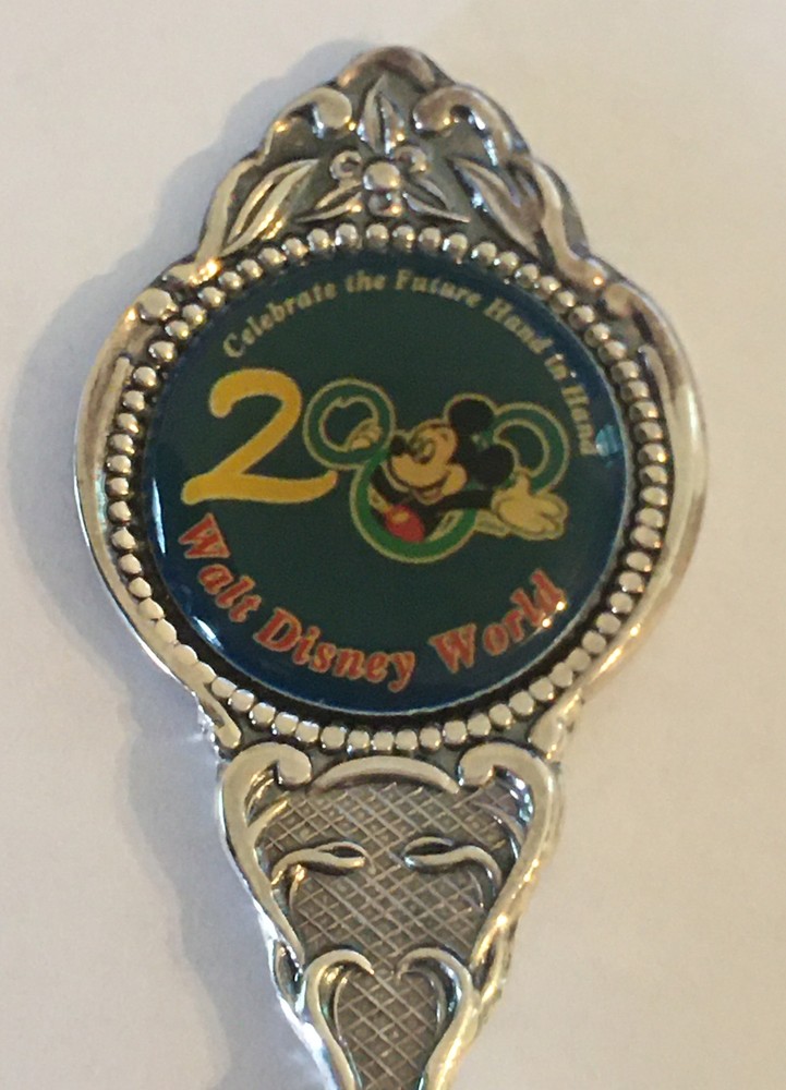 2000 Walt Disney World Vintage Souvenir Spoon Collectible