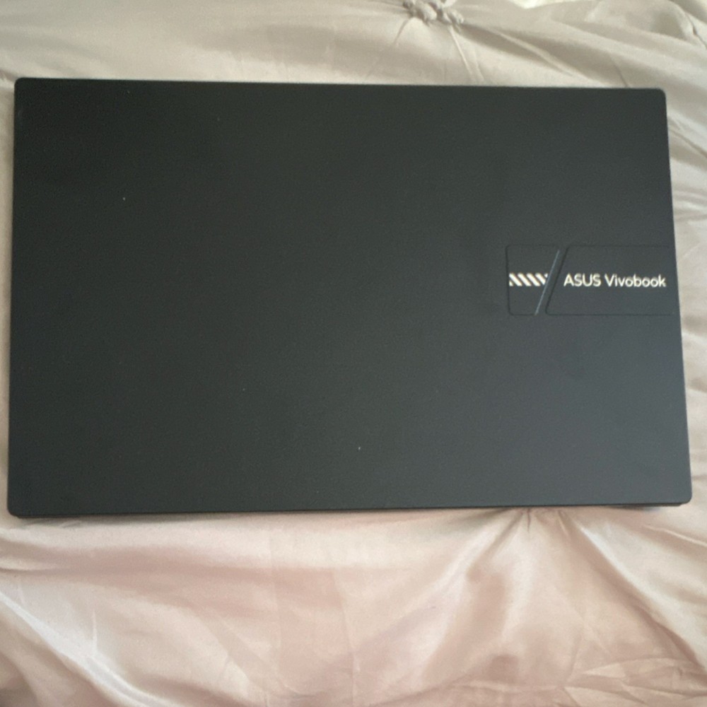 ASUS Vivobook Intel Core i3 14