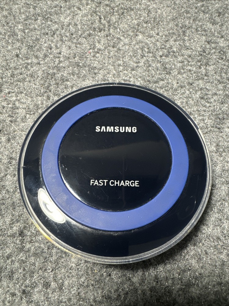 Samsung Qi Wireless Fast Charger Charging Pad | Black | EP-PN920
