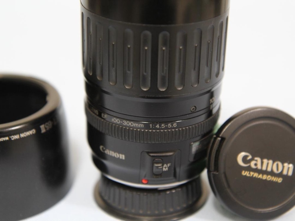 Canon EF 100-300mm F4.5-5.6 USM Telephoto Zoom Lens with Hood - Pre-Owned