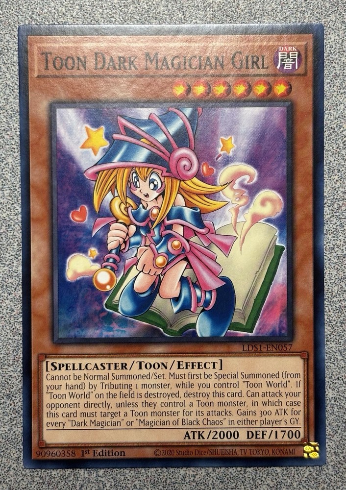 Toon Dark Magician Girl LDS1-EN057 Legendary Duelists: Season 1 1st Edition