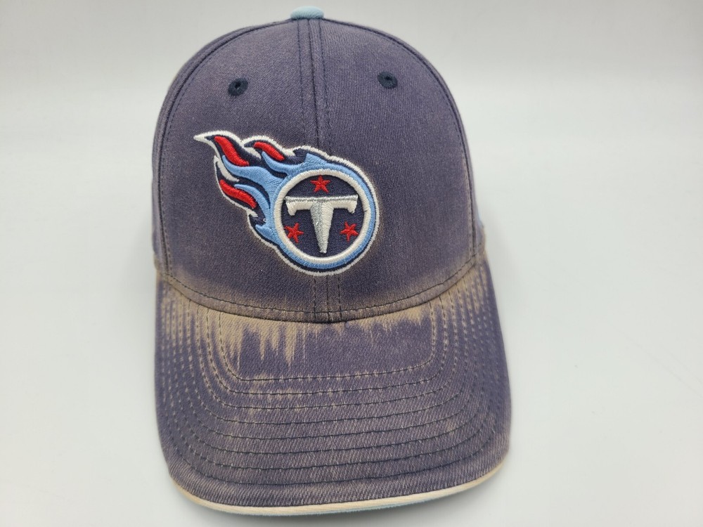 Tennessee Titans Reebok Distressed Flex Fitted NFL Hat in Blue for Men and Women OSFA