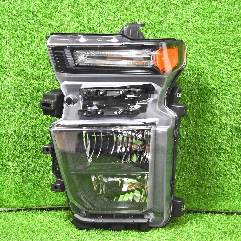 2020-2023 Chevy Silverado 2500HD 3500HD Halogen Headlight Headlamp Assembly