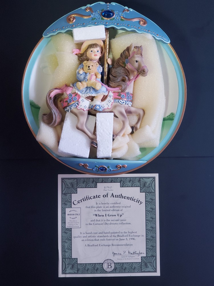 Bradford Exchange Carousel Daydreams “When I Grow Up” Musical Wall Plate 1994