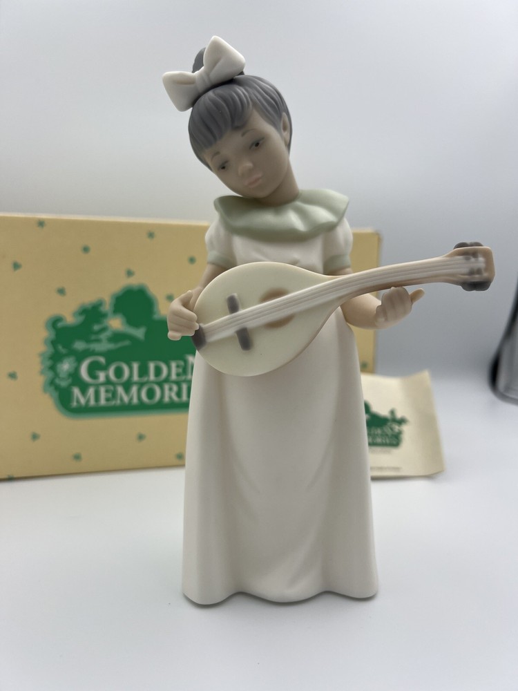Vintage 1991 Lladro Spain Girl With Lute Golden Memories Figurine