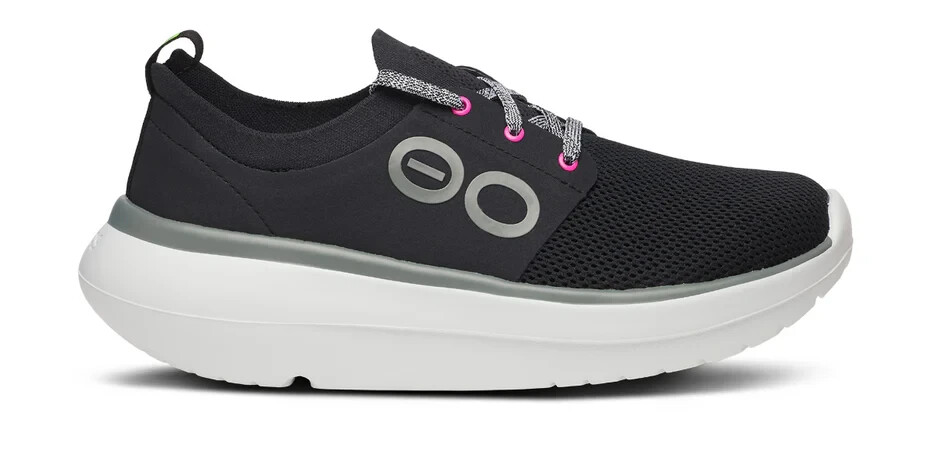 *Brand New* Women's Size 10 Oofos OOmy Stride Casual Revoery Shoe White/Black