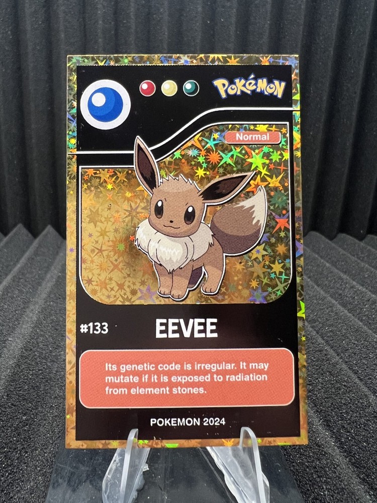 Eevee #133 - Gold Holo - Pokedex Black Kanto 2024 - Pokemon Card