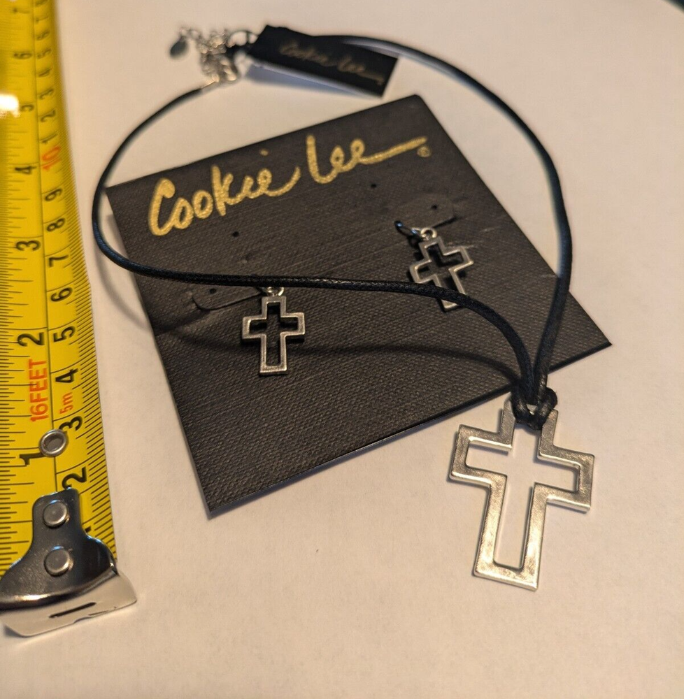 Cross Religious Necklace and Bracelet Set Cookie Lee Unisex NWT