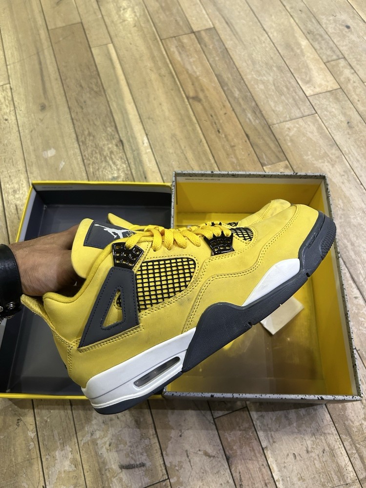 Size 11 - Jordan 4 Retro Mid Lightning - Yellow
