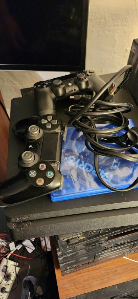 Sony PlayStation 4 Slim CUH-2215B 1TB PS4 With 2 Controllers And Game