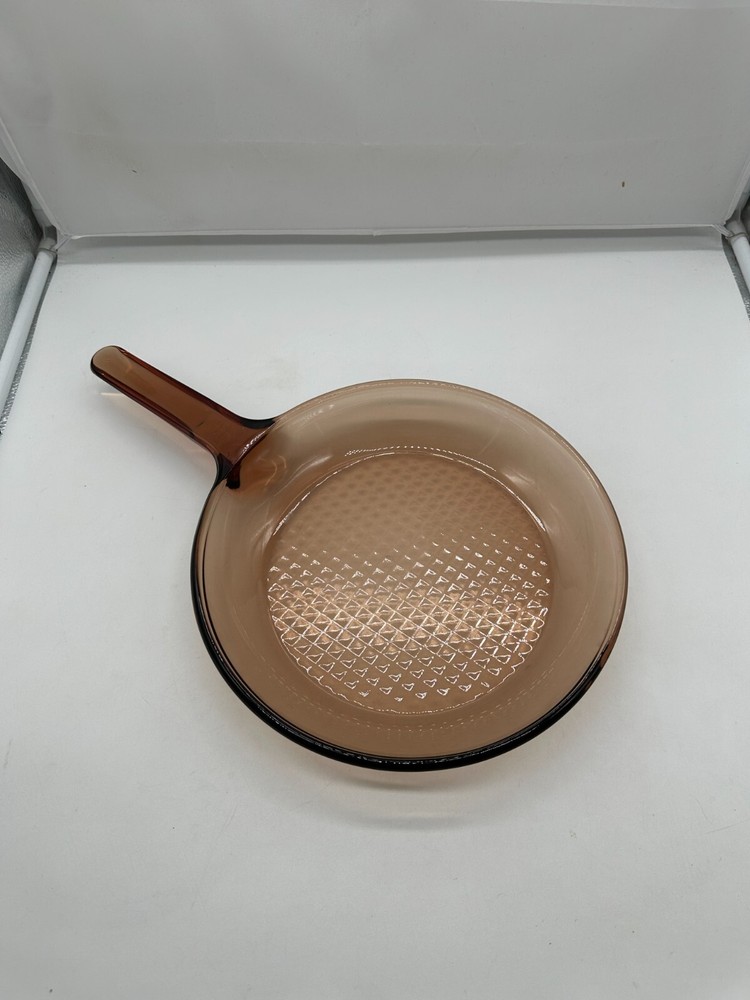 VTG Pyrex Corning Vision 10-Inch Glass Skillet with Waffle Bottom