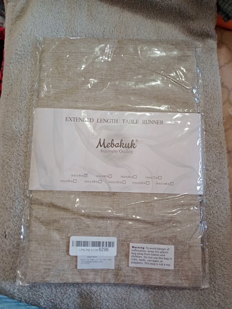 Mebakuk 14x36 Inch Long Table Runner New in Sealed Packaging  