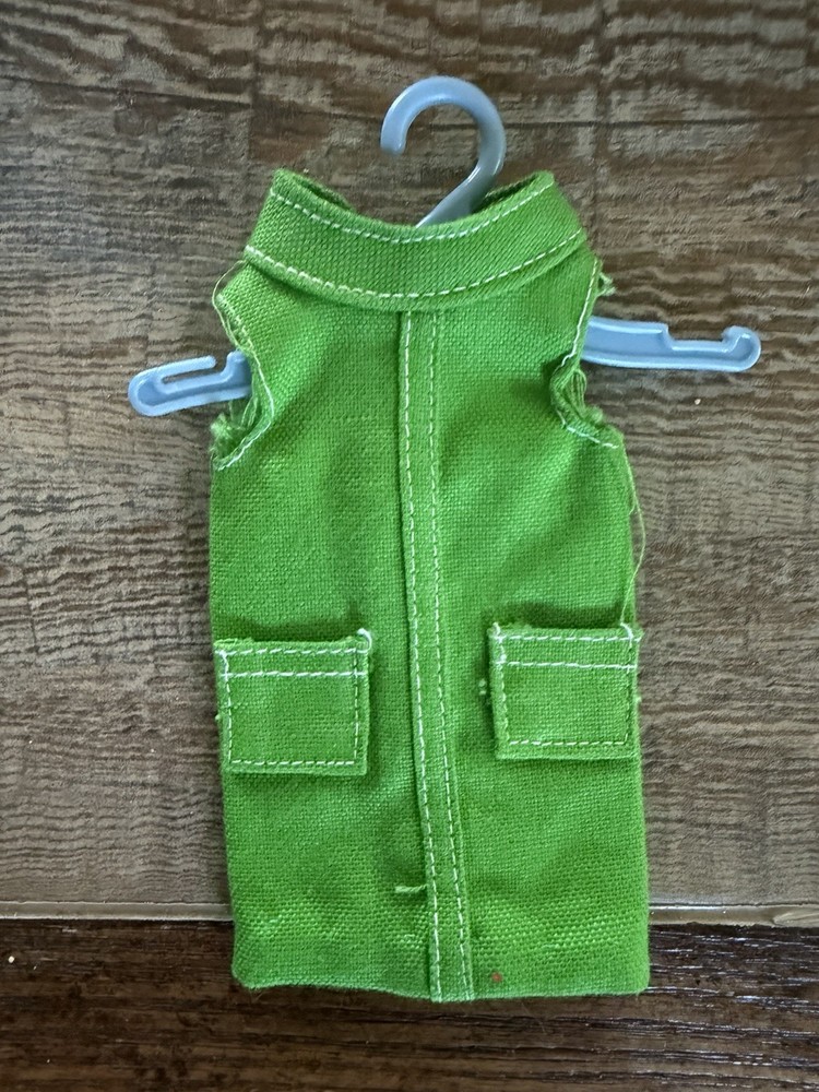 Vintage Barbie Skipper Right in Style # 1942 Green Jumper  332-02