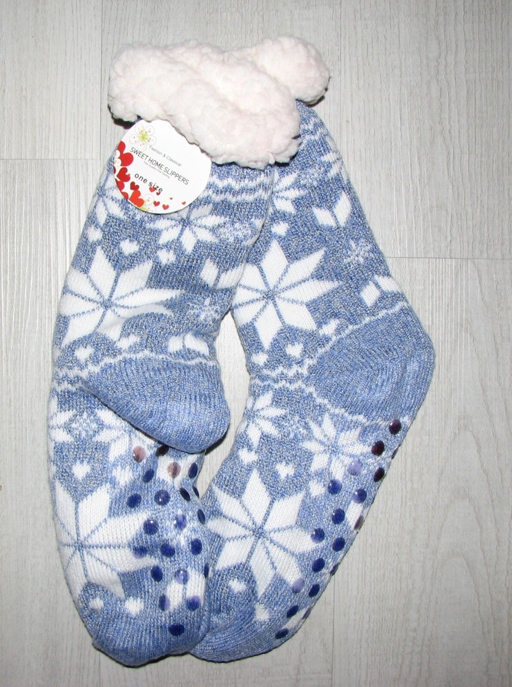 Sweet Home Slipper Socks blue Snowflake Print Sherpa Lined Non Skid Bottom NEW