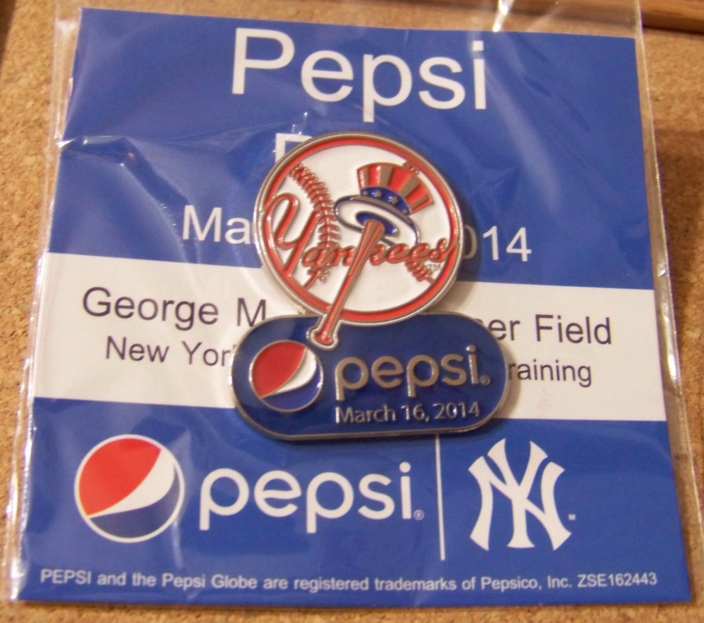 2014 Pepsi NY Yankees Spring Training Pin Tophat Logo Steinbrenner Collectible