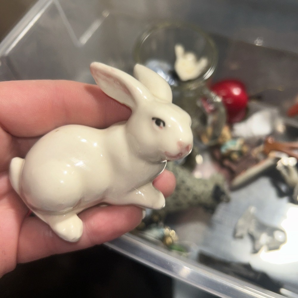 Enesco  Ceramic White Rabbit Figurine Statue Cottontail Easter Bunny