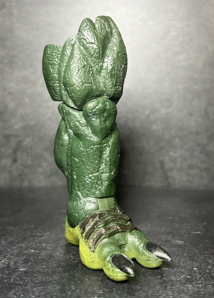 Marvel Legends Hulk Villain Abomination BAF Left Leg Part Nice Condition