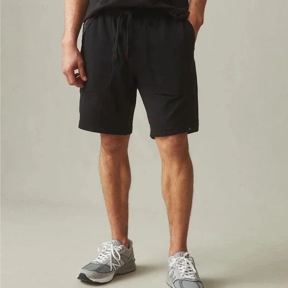 American Giant Black Sweat Shorts Made in USA Mens Size XL Drawstring Waist