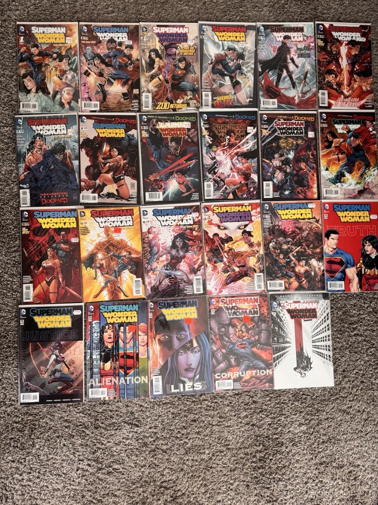 Superman Wonder Woman DC Comics Lot of 23 Issues - The New 52 Series