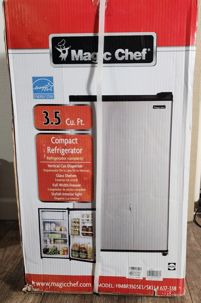 Magic Chef HMBR350SE1 3.5 Cubic Feet Compact Mini Refrigerator & Freezer - New
