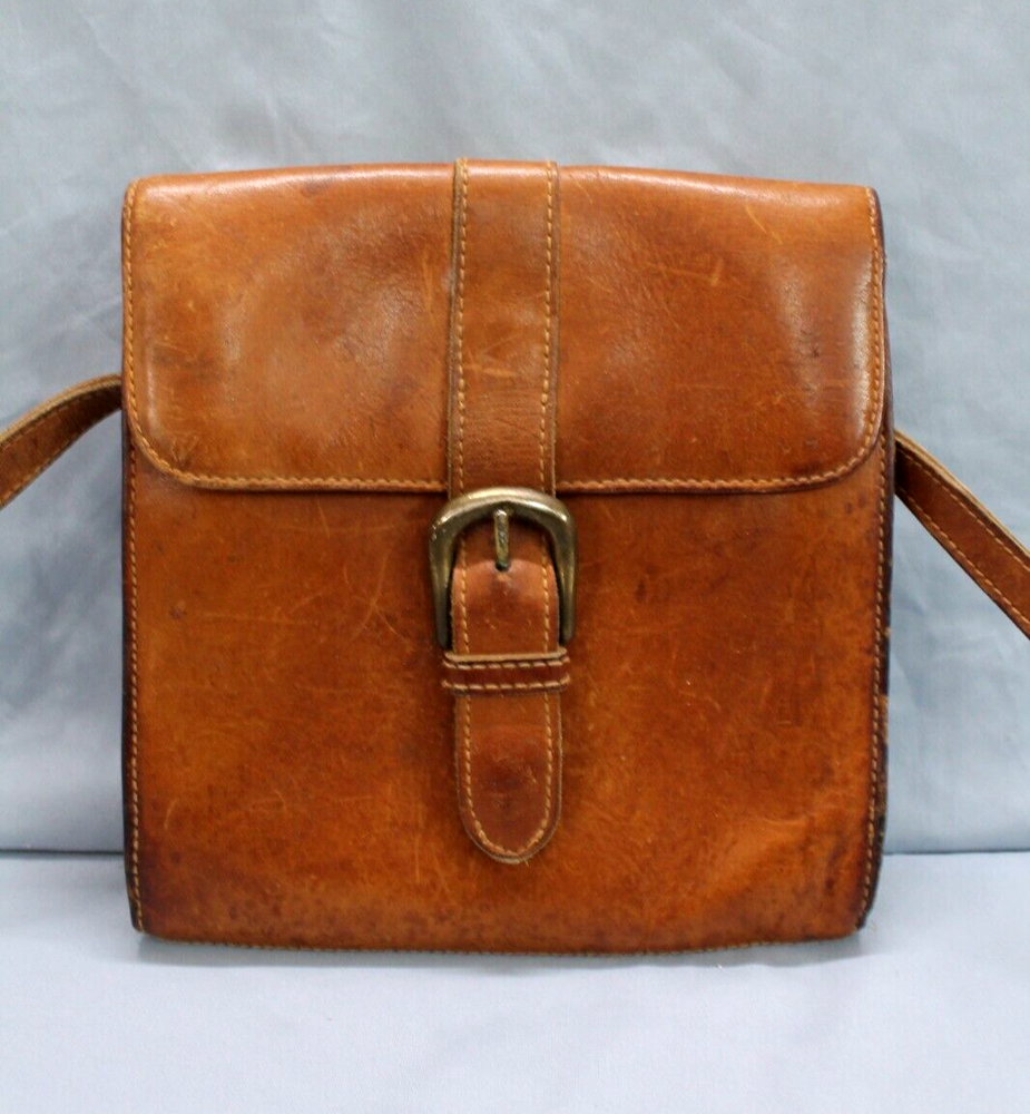 VTG G.H. BASS & CO. Golden Brown GENUINE LEATHER Adjustable CROSSBODY PURSE/BAG