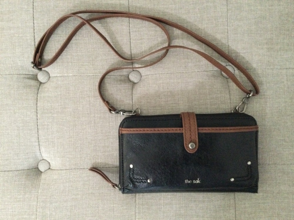THE SAK Black with Brown Trim GENUINE LEATHER Crossbody Organizer Purse Clutch