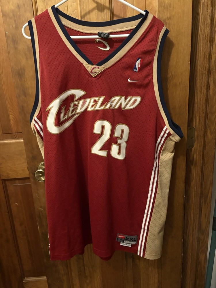 XL Vintage Lebron James Nike Basketball Jersey 23 Length +2