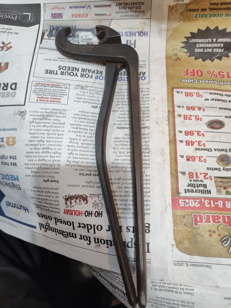 RARE RARE RARE - Vintage Utica No 16 Pliers -FREE SHIPPING