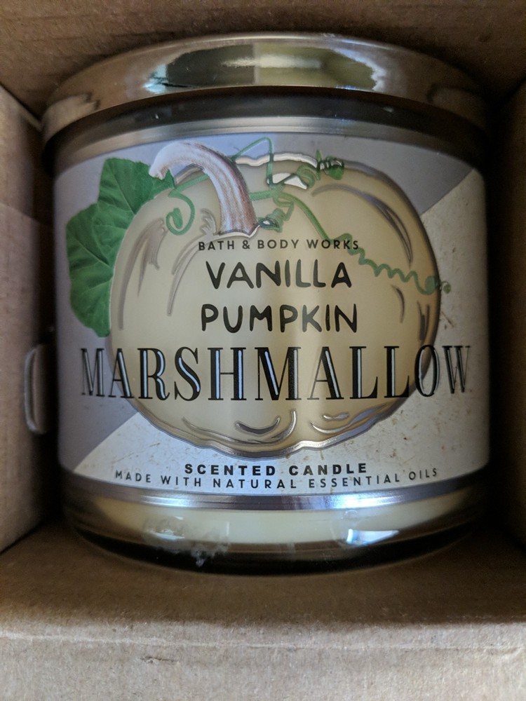 Bath & Body Works Vanilla Pumpkin Marshmallow Scented 3-Wick Candle