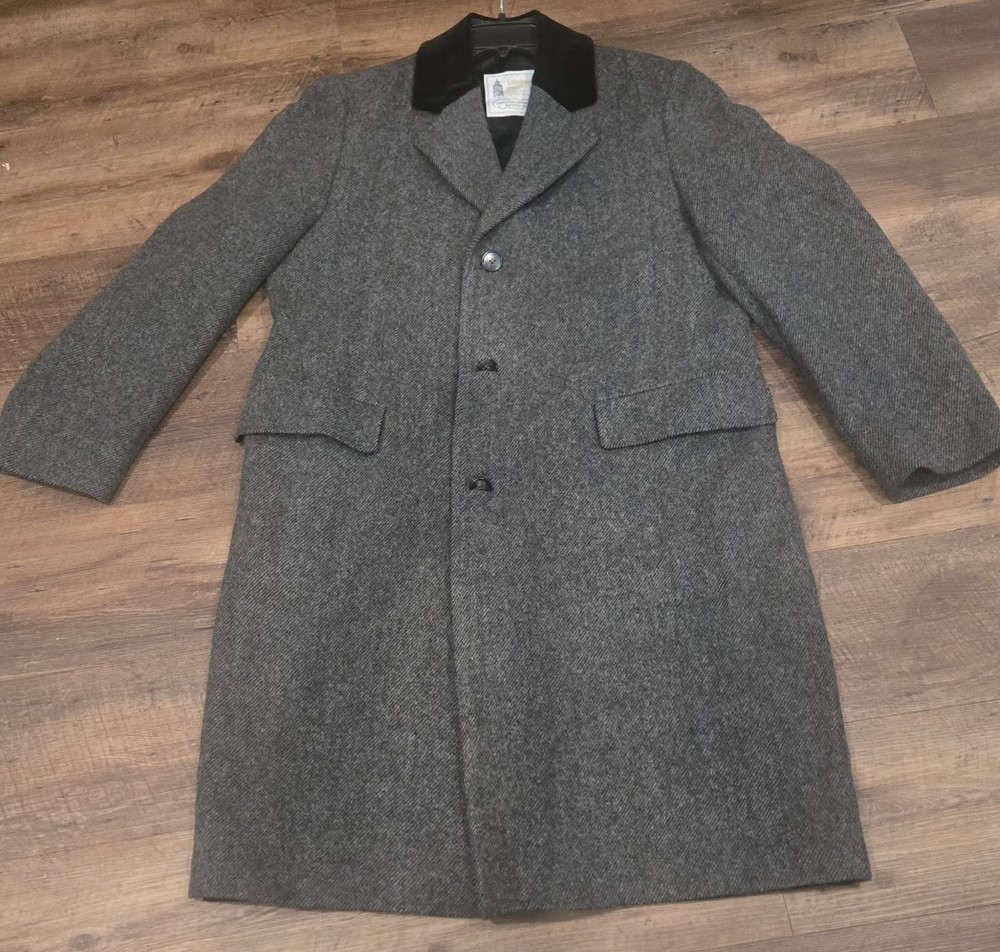 Vintage London Fog 100% Wool Overcoat Charcoal Gray, Size 42 regular