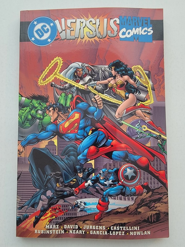 DC Versus Marvel Comics 1996 VF TPB Dan Jurgens Peter David Superman,  Hulk