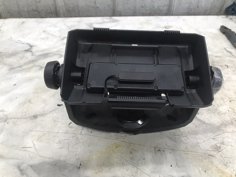01 Maxum 2500 SCR Boat Garmin Marine GPS mount base bracket