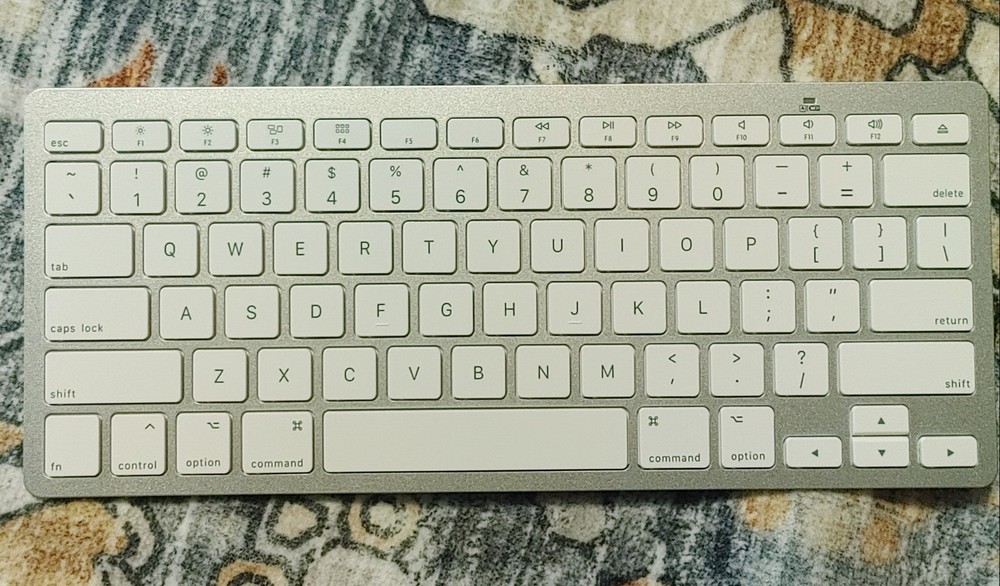 OMOTON Compact Bluetooth Keyboard for Mac Wireless Compatible with MacBook iPad iPhone