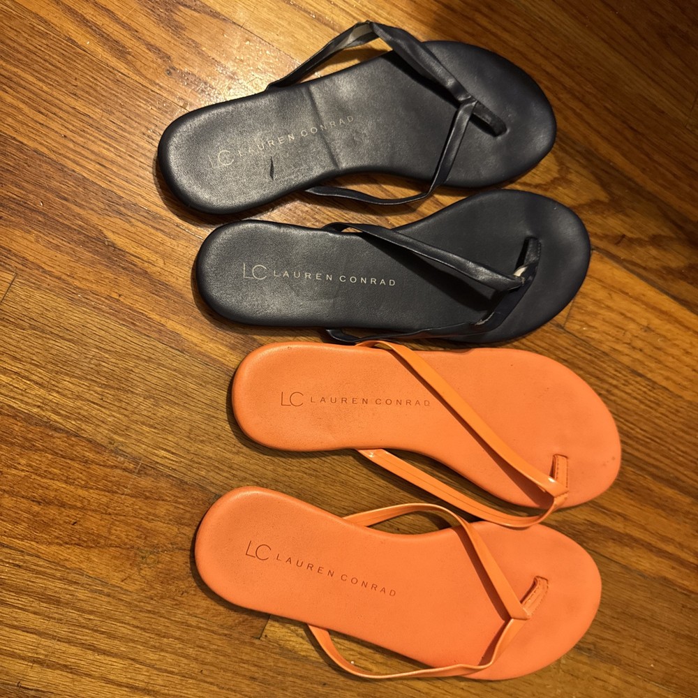 LC Lauren Conrad Two pairs Honey 2 Women's Flip Flop Sandal  size 6medium