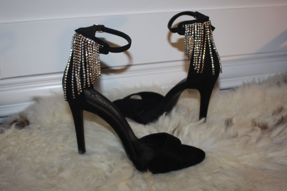 Black Stiletto Heels with Gold Hanging Chain Detail in Size 8