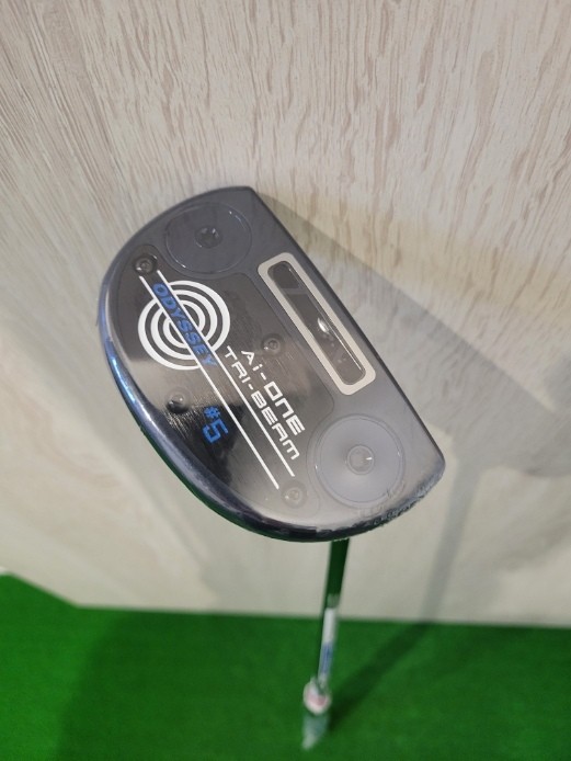 Odyssey AI-ONE TRI-BEAM Putter #5 34 Inch Golf Club 414074