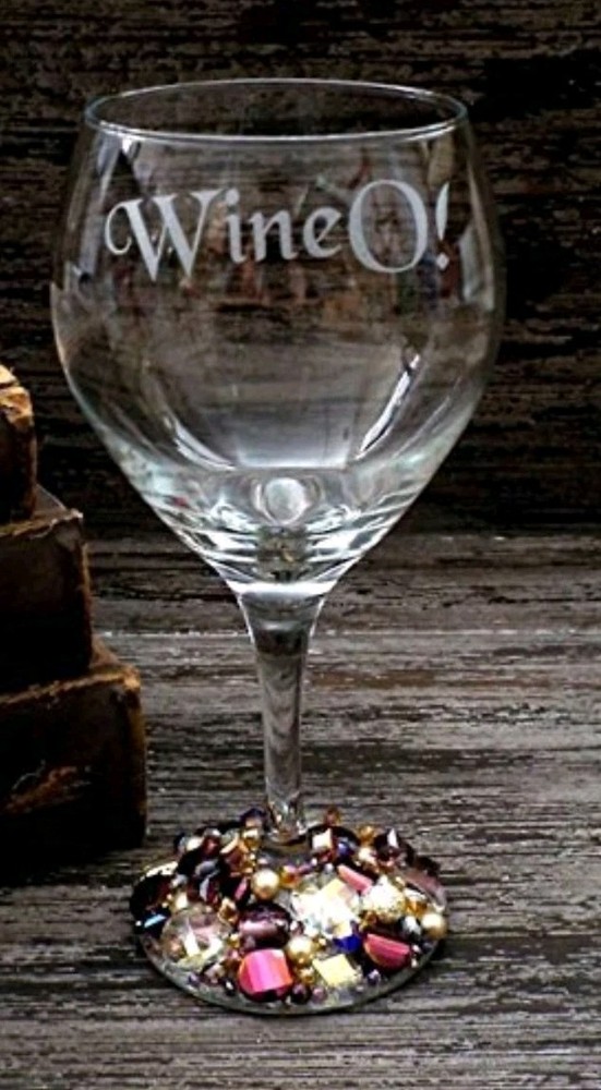 Elegant Wine-O Etched Embellished Wine Goblet Brand New
