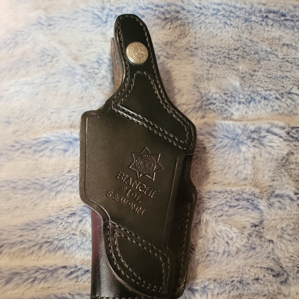 Bianchi Gun Leather #19L Black Belt Holster for S&W9mm Black Leather