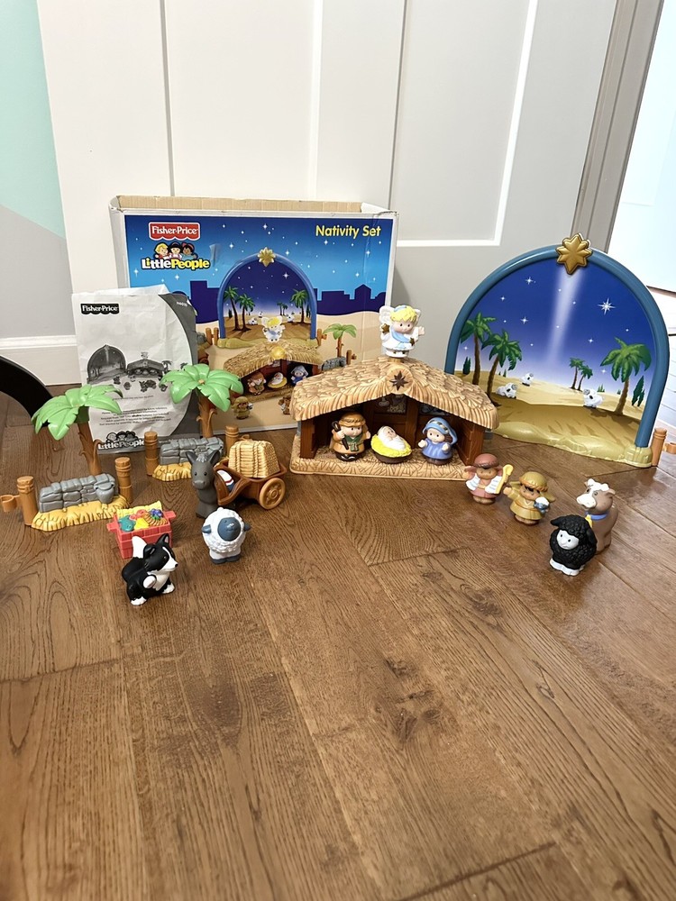 Fisher Price Little People Christmas  Nativity Set with Lights & Sounds COMPLETE