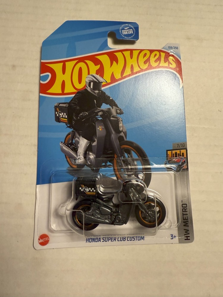 2024 Hot Wheels Treasure Hunt  Honda Super Cub Custom